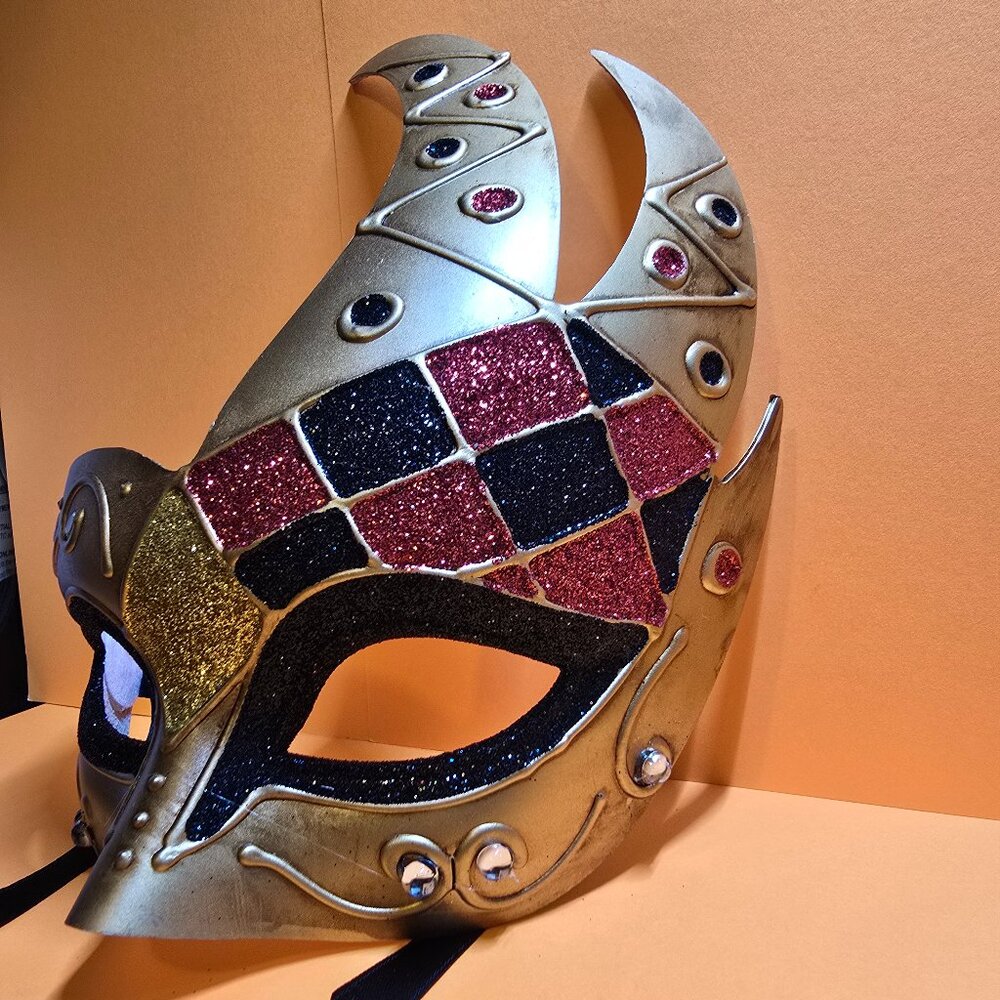The Checkered Phantom    Gold or Silver